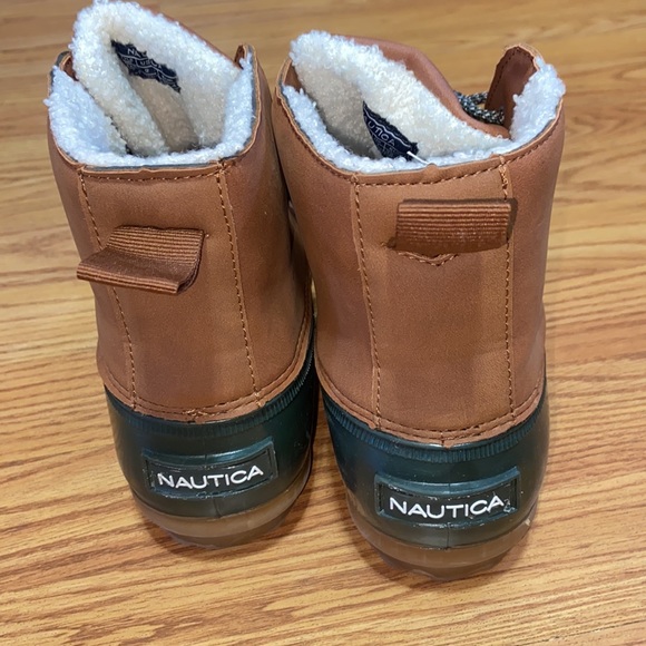 NAUTICA Cedar Duckboots 9 - Picture 2 of 8